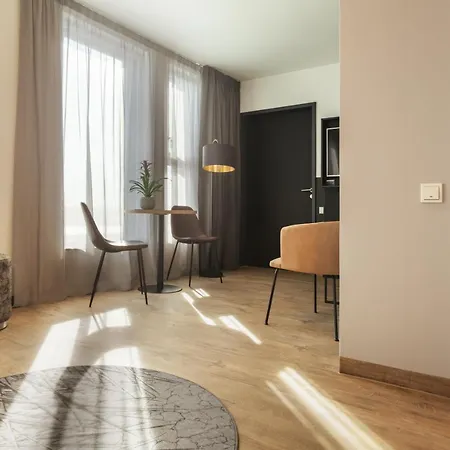 The Niu Leo - Lejlighedshotel 3*